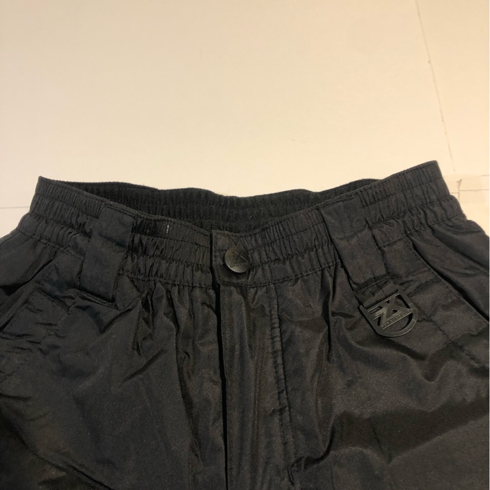 Boys Snow pants Size 8 Small ZeroXposur black Ski - Picture 3 of 9